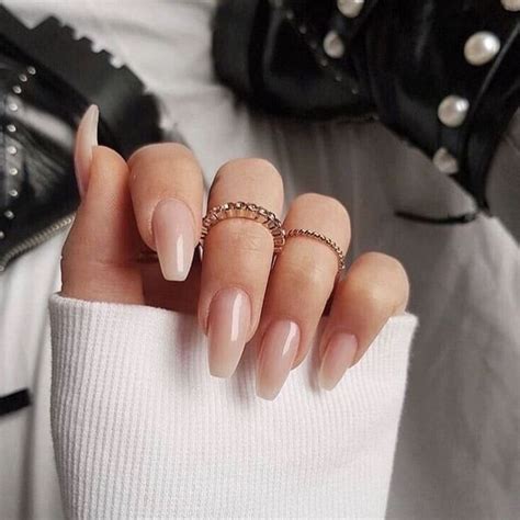 short nude coffin nails